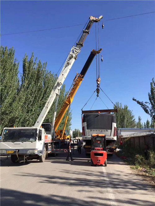 津南区港口集装箱搬运案例